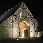 La Pierre Du Bonheur Saint-Denis-d'Anjou