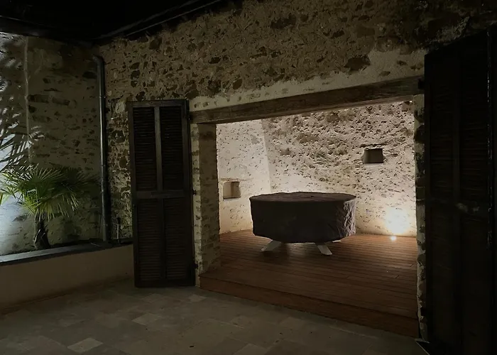 La Pierre Du Bonheur